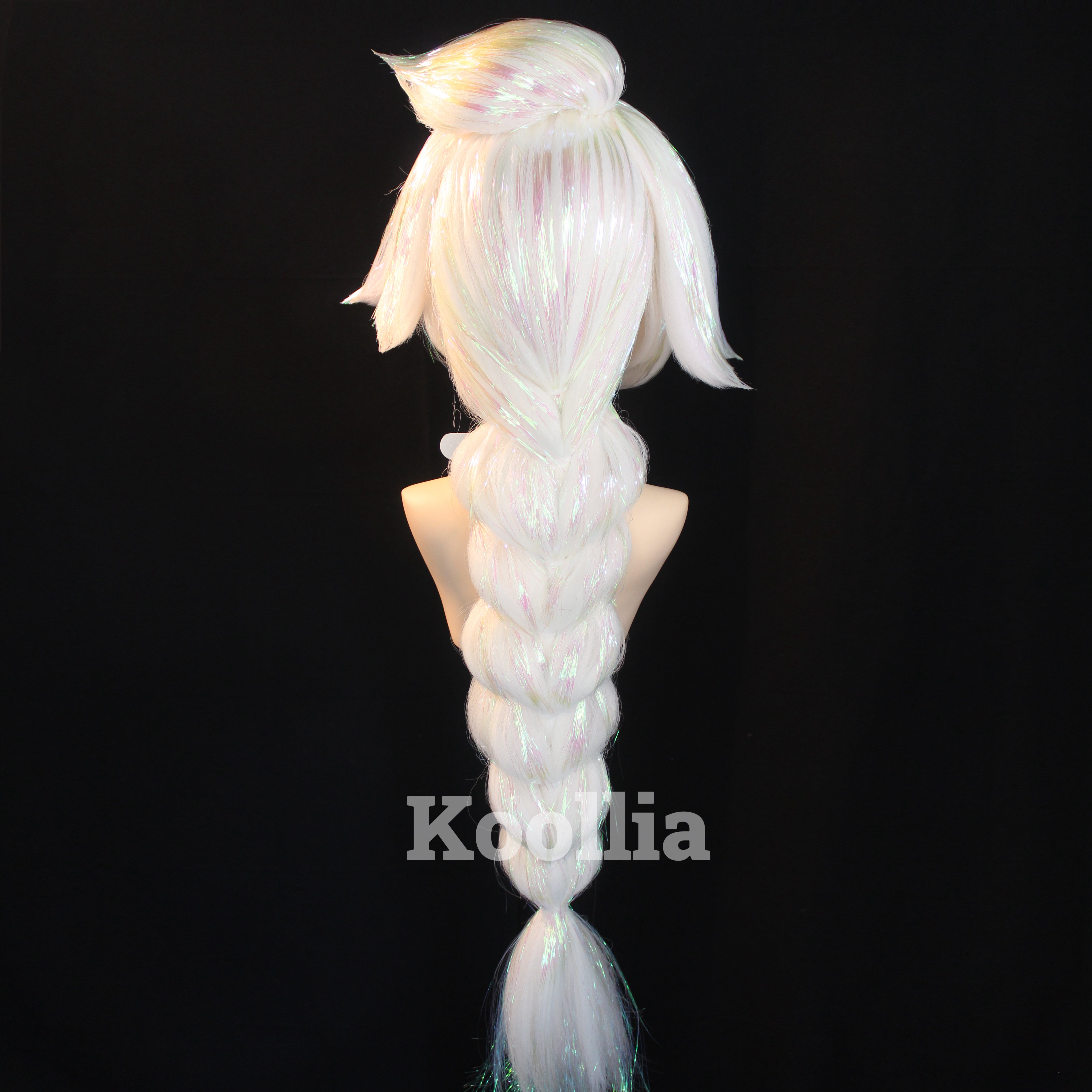 White Lily Cookie Commission Wig (With tinsel)