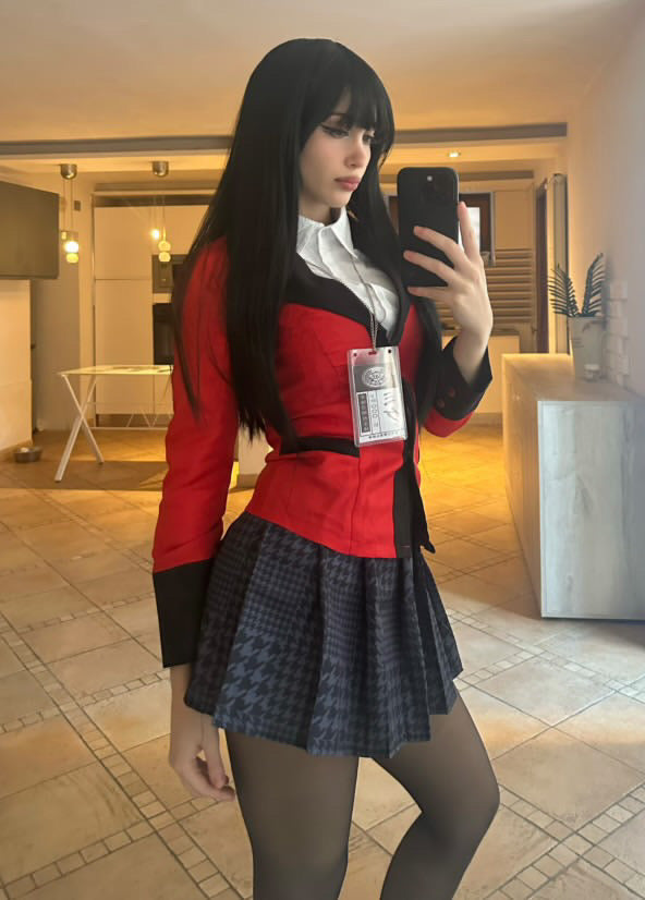 Identidade V Dream Witch Yidhra colabora com Kawakami Tomie Peruca básica