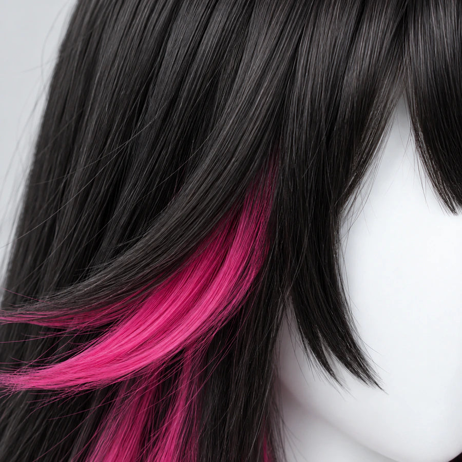 Black and pink hairline detail